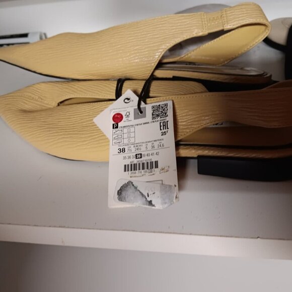 ZARA Women's Fashion, Footwear SIZE  EUR 38 USA 7 1/2  2658/710/105 - Picture 2 of 2